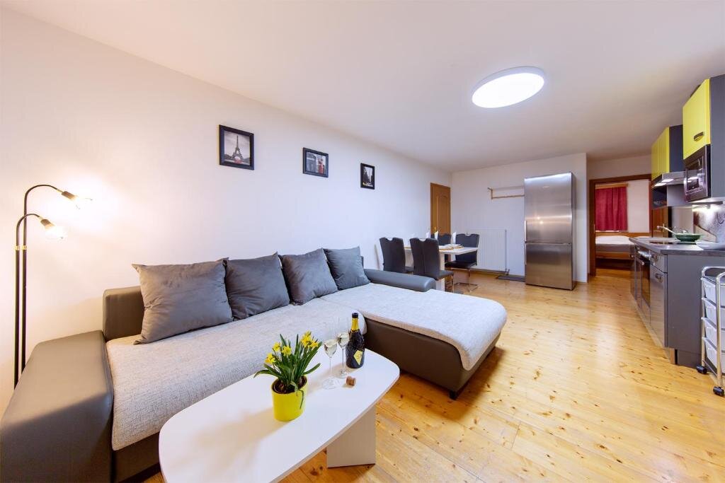 Apartamento Apartment Himmelspforte mit Balkon