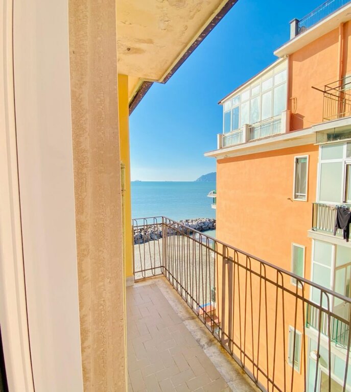 Апартаменты Sea View Apartment with balcony