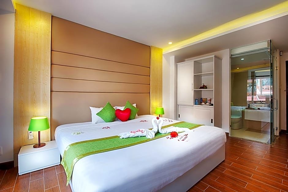 Deluxe Zimmer mit Balkon Vinh Hung 2 Hotel