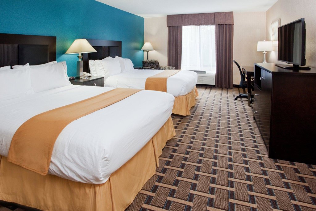 Двухместный номер Standard Holiday Inn Express & Suites Buford NE - Lake Lanier Area, an IHG Hotel