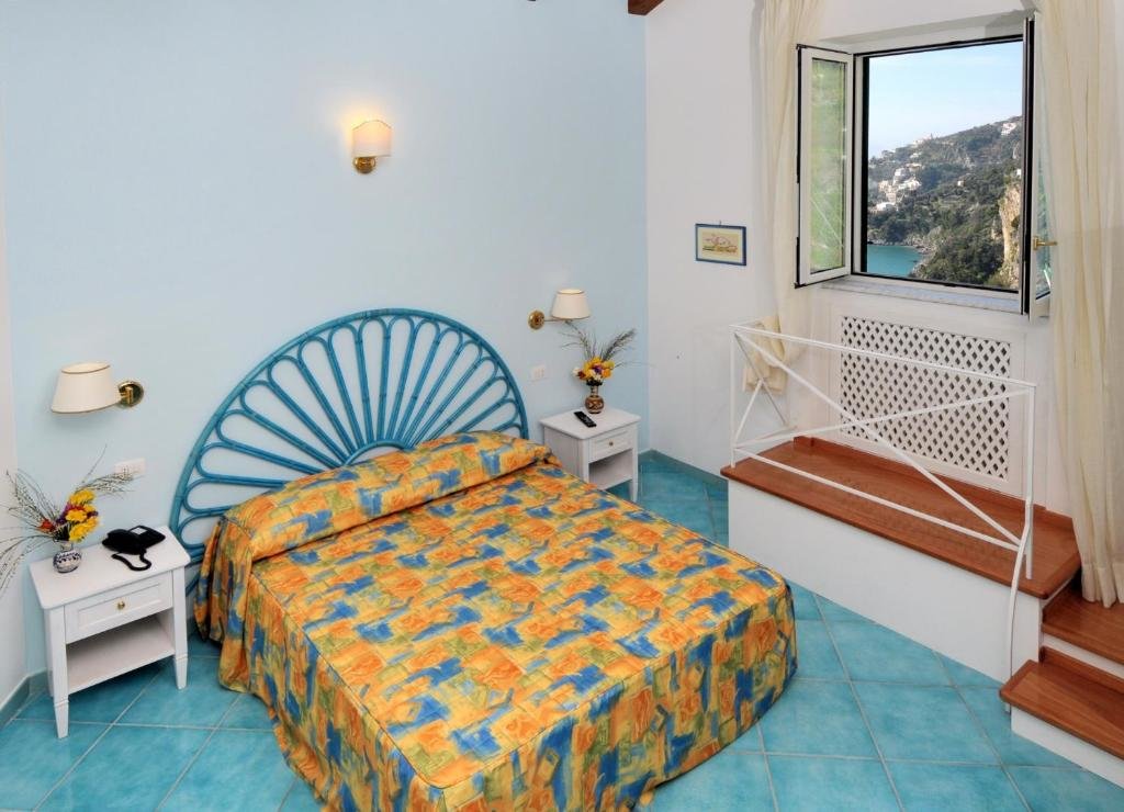 Superior Double room with partial sea view Villa Maria Luigia