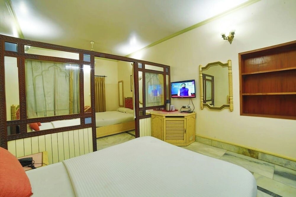 Standard Zimmer Hotel Samrat Int Nakki Lake-200 Metre