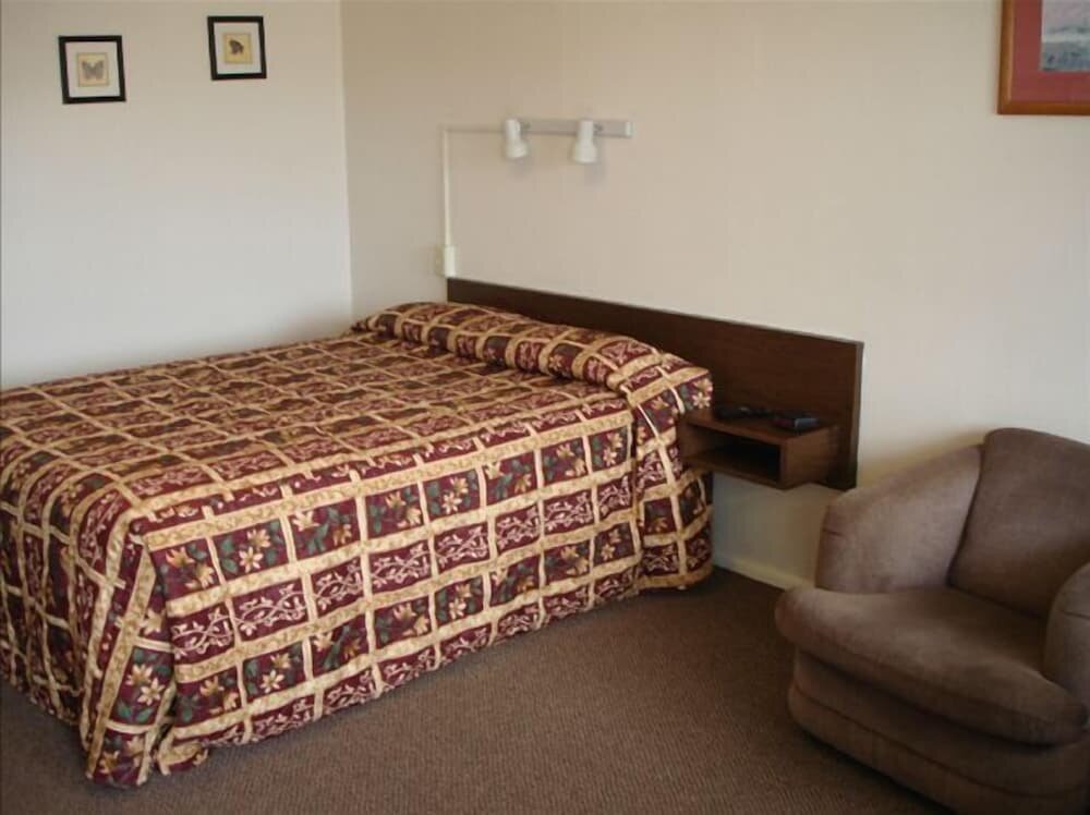 Standard Double room Tops Motel