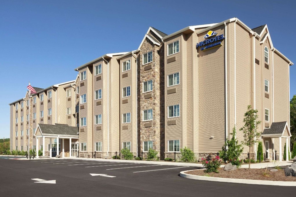 Double Suite Microtel Inn & Suites by Wyndham Wilkes Barre