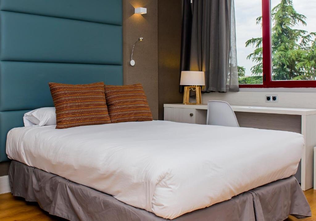 Двухместный номер для гостей с ограниченными возможностями Hotel Pax Guadalajara