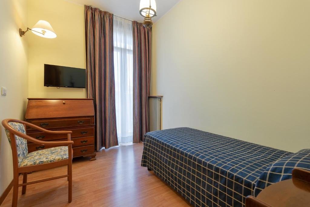 Standard Single room Hotel Malcesine