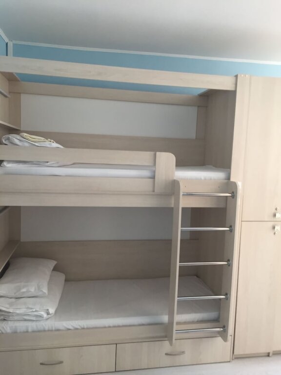 Кровать в общем номере (женский номер) Brig77 Hostel