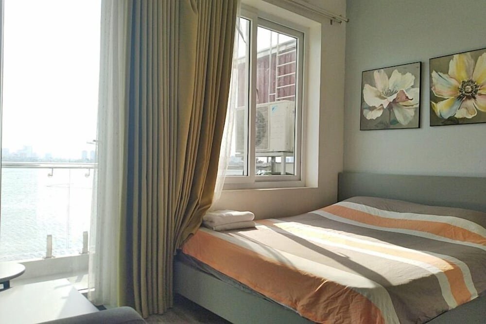 Estudio doble con balcón y con vista al lago Hanoi Home 2 - Lake view Apartment