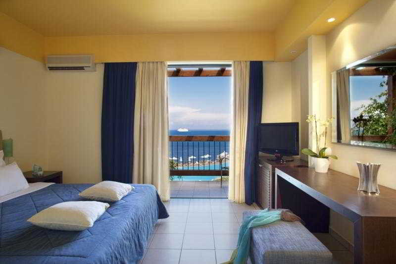 Habitación Estándar con balcón Apostolata Island Resort and Spa