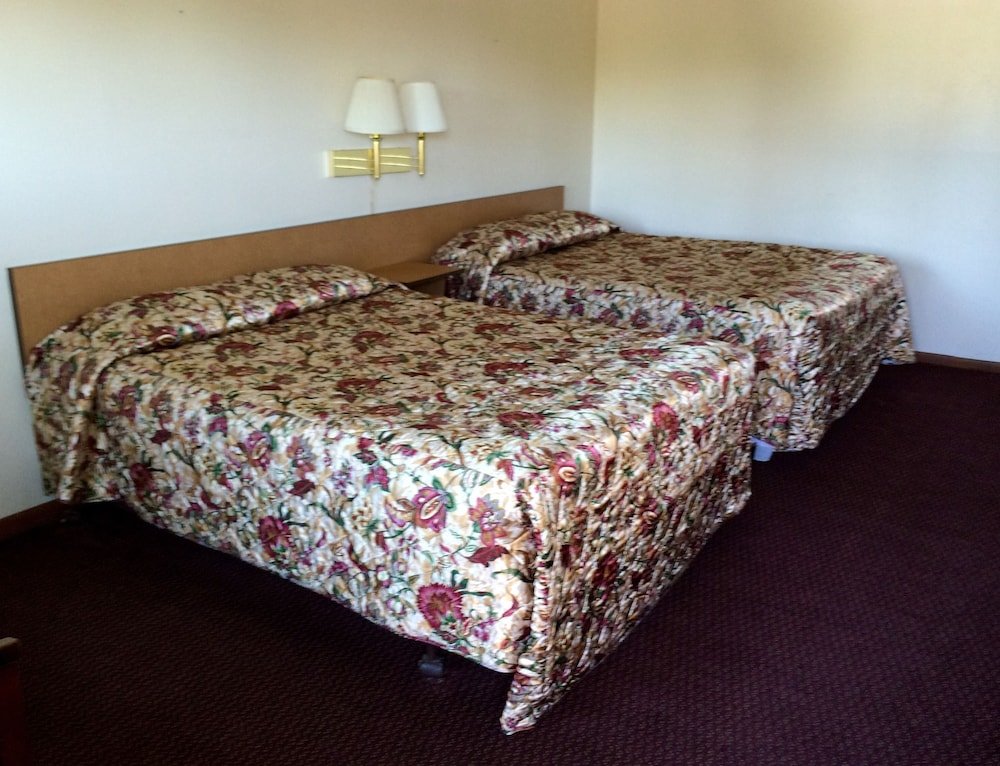 Standard Vierer Zimmer Greenway Motel