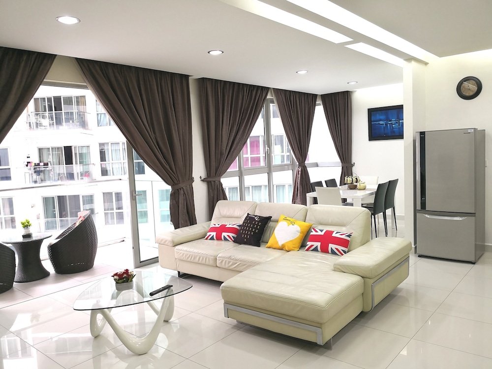 Апартаменты Regalia Suites with Infinity Pool KL by Cozy Homes