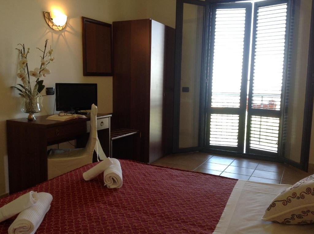 Standard Doppel Zimmer mit Balkon Hotel Villa Aniana