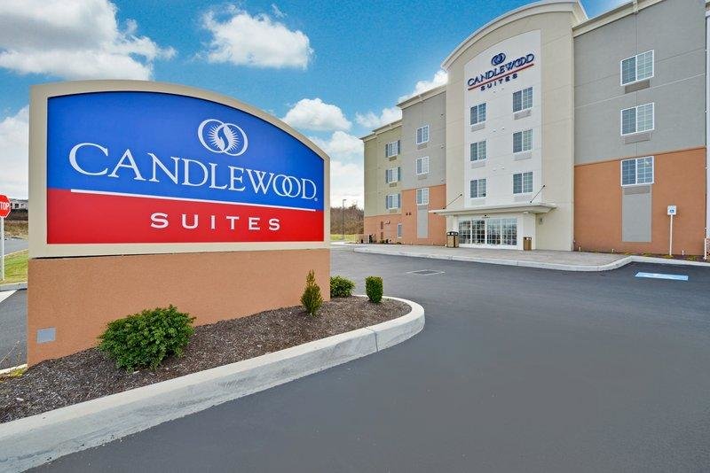 Люкс Candlewood Suites Harrisburg-Hershey, an IHG Hotel