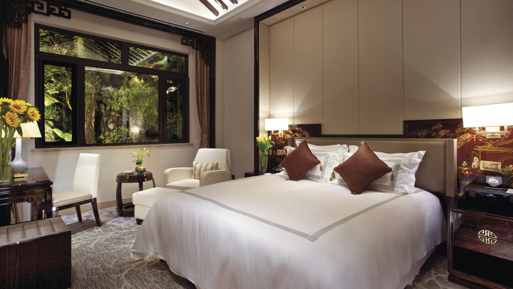 Deluxe Double room with garden view Zhejiang Xizi Hotel