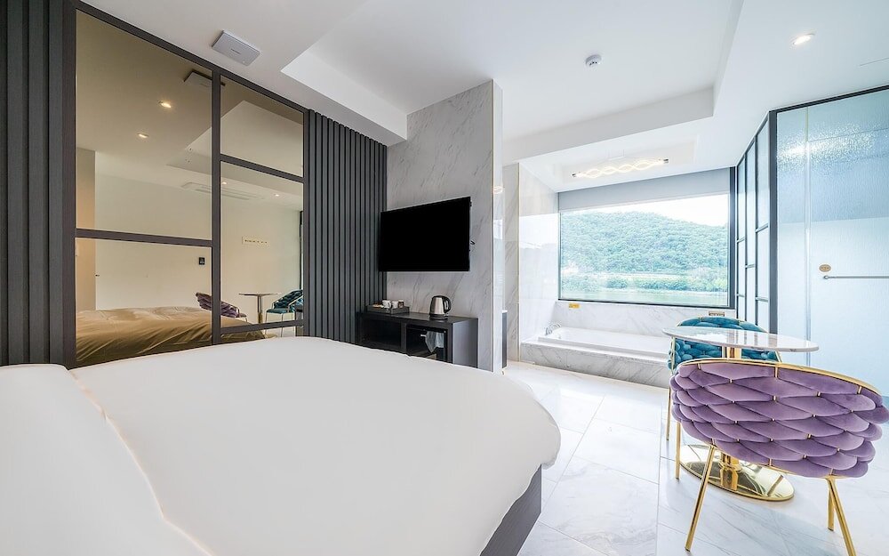 Superior room Yangpyeong Riverion Hotel
