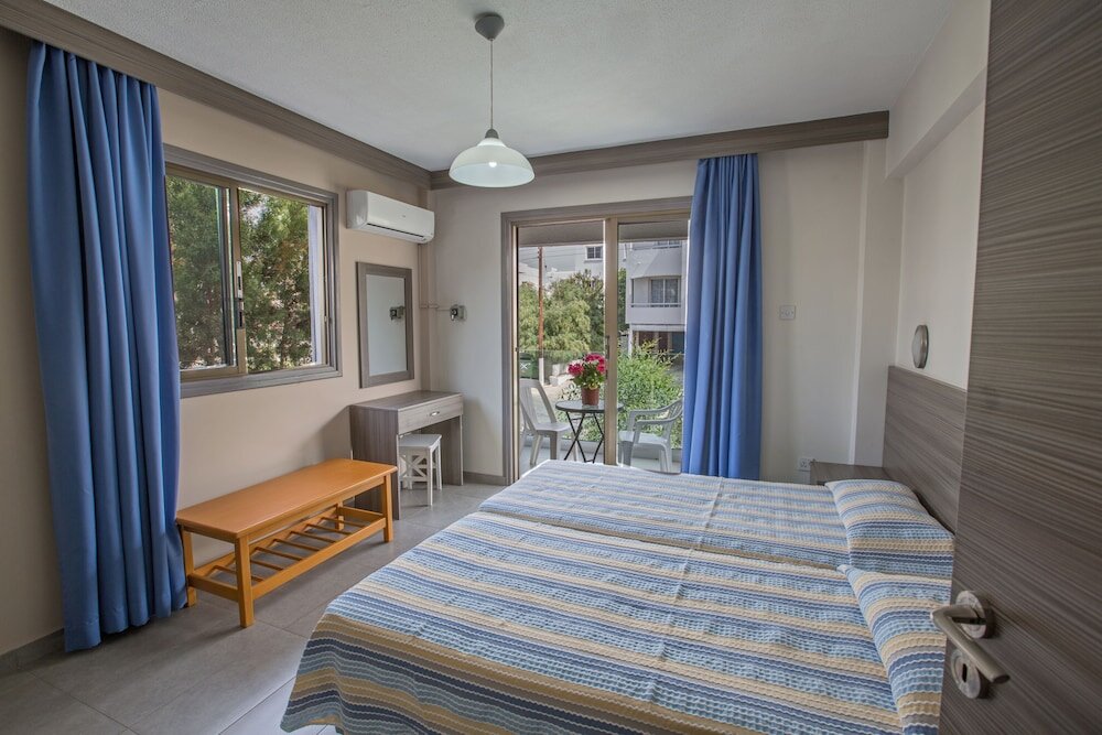 Apartment 1 Schlafzimmer mit Balkon und mit Stadtblick Ayia Napa Holiday Apartment So1