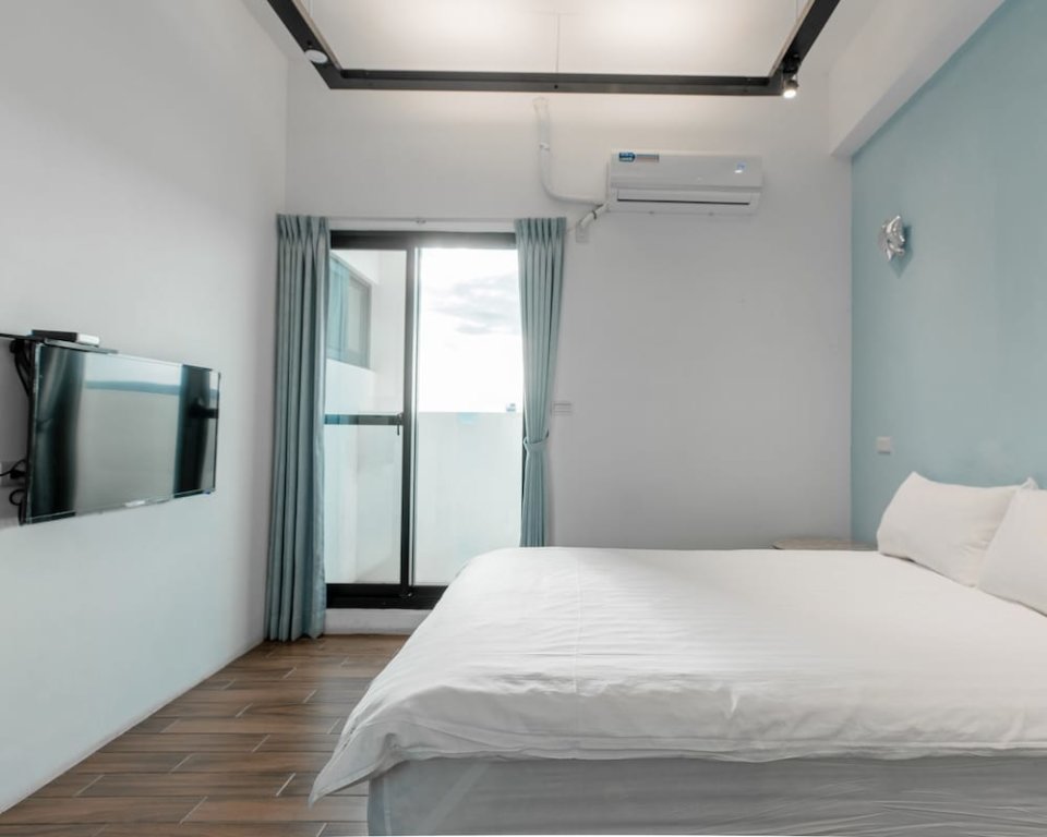 Standard Double room with balcony 25 Inn Kenting Henchun