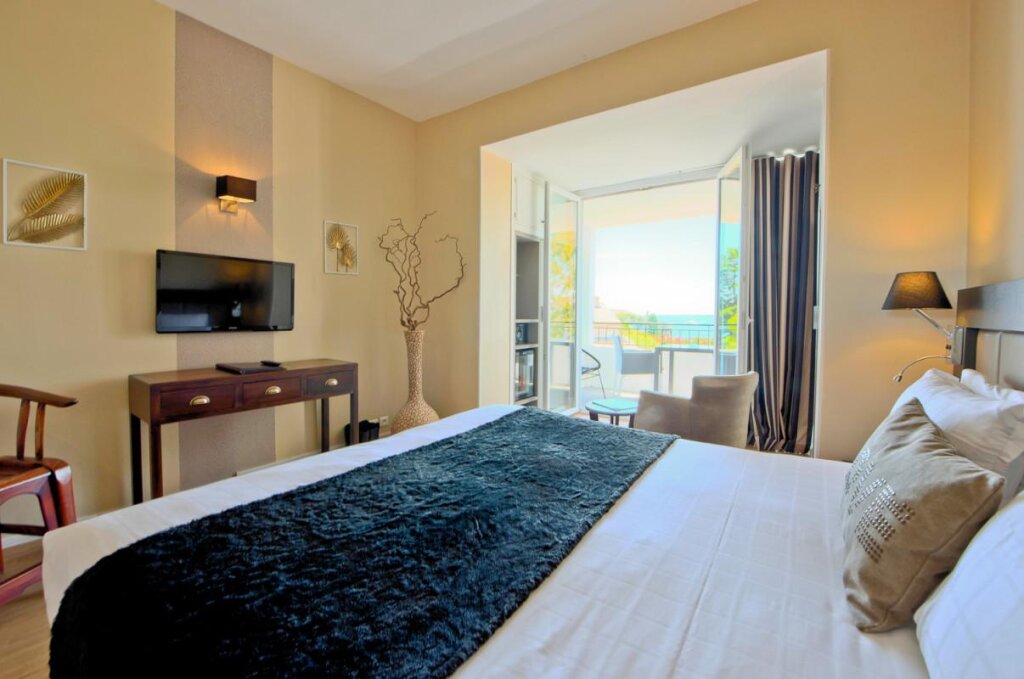 Comfort room with sea view Hôtel La Villa Cap d’Antibes