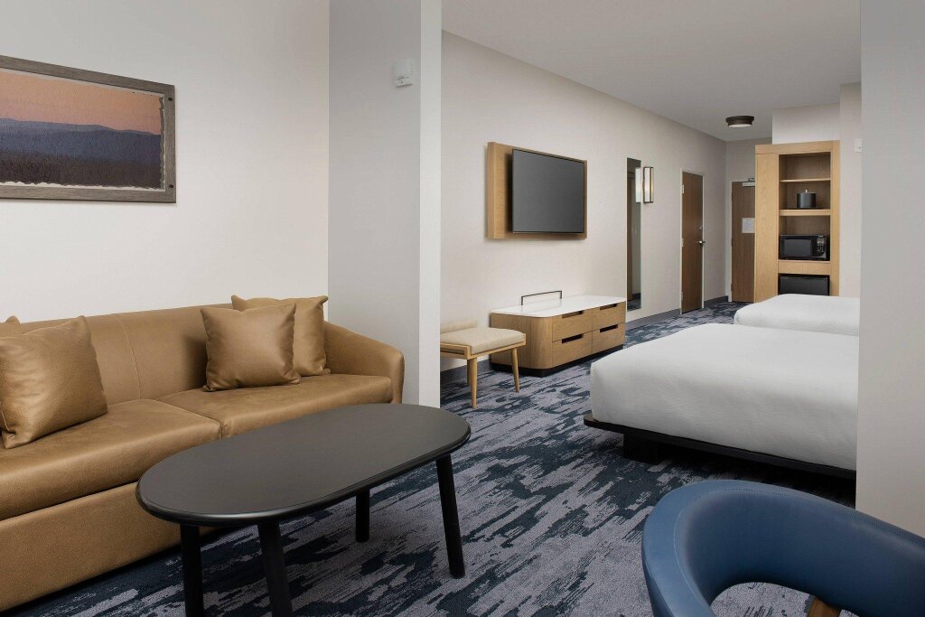 Люкс Fairfield Inn & Suites by Marriott Santa Rosa Rohnert Park