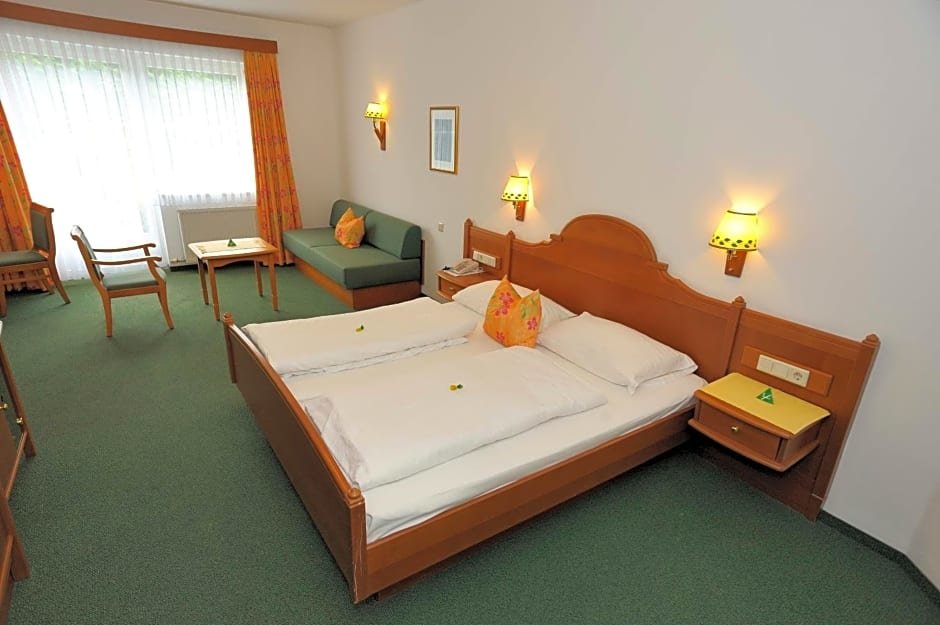 Standard Zimmer Tennis Golf Hotel Höllrigl