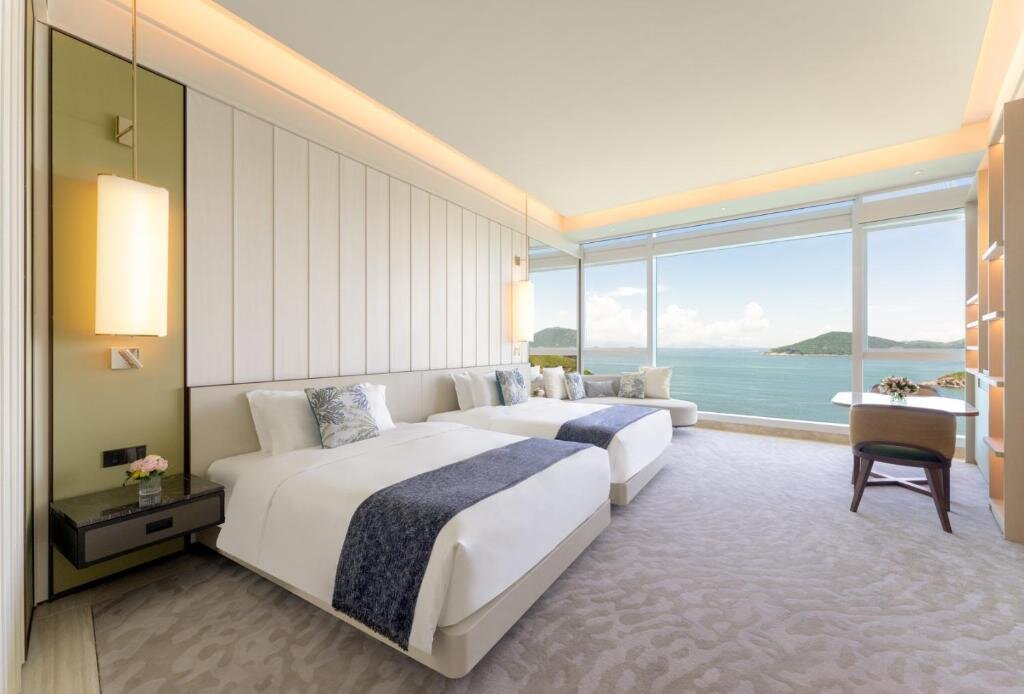 Habitación cuádruple De lujo con vista al océano The Fullerton Ocean Park Hotel Hong Kong