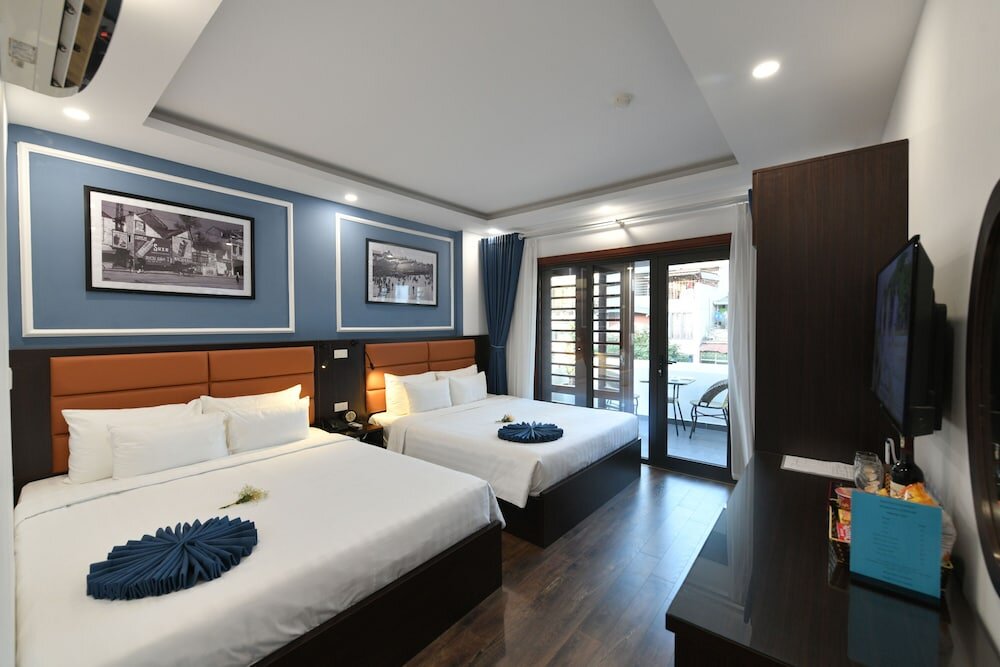 Suite cuádruple familiar con balcón y con vista a la ciudad Hanoi Central Park II