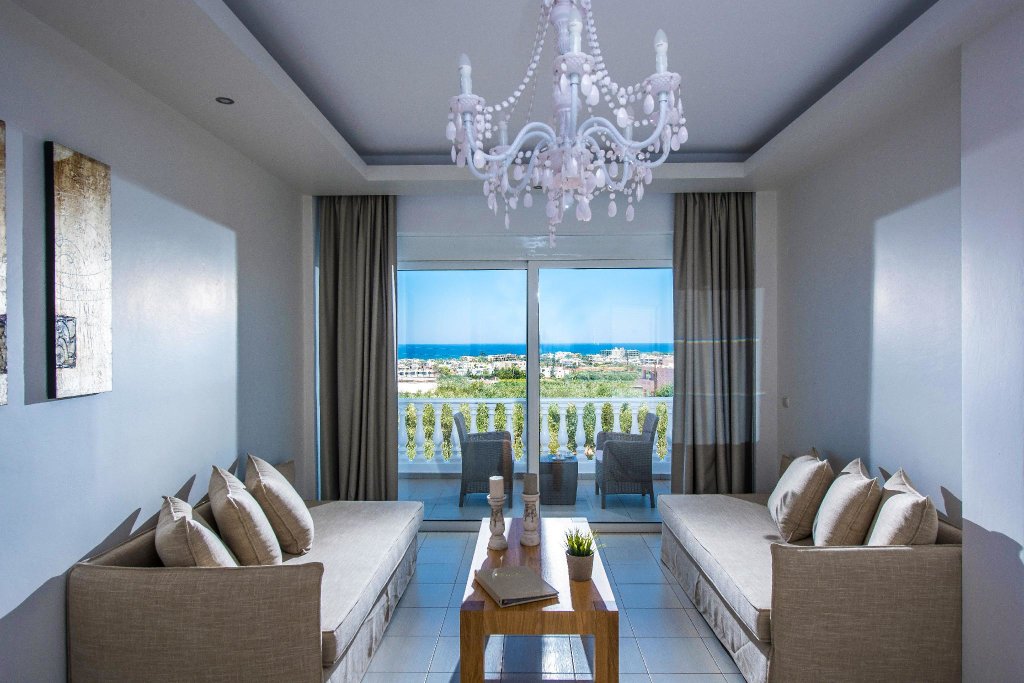 Люкс с частичным видом на море Hotel Matheo Villas & Suites
