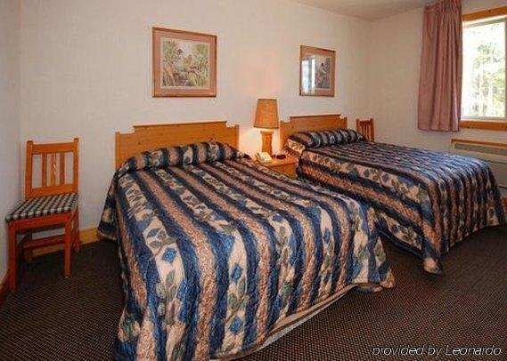 Econo Lodge Inn & Suites Au Gres