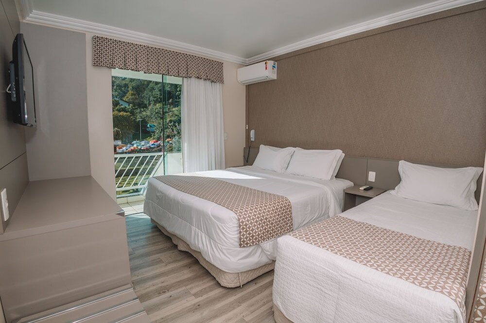 Апартаменты Luxury с балконом и с видом на озеро Itá Thermas Resort e Spa