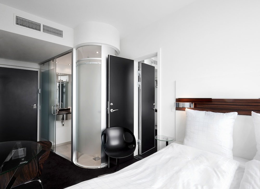 2 Bedrooms Standard Quadruple Family room Wakeup - Aarhus