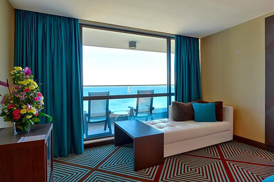 Номер Superior с видом на море International Hotel Casino & Tower Suites