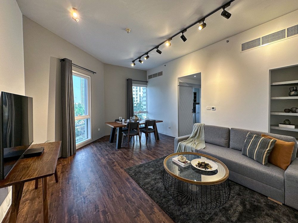 Komfort Apartment HiGuests - Madison Residency