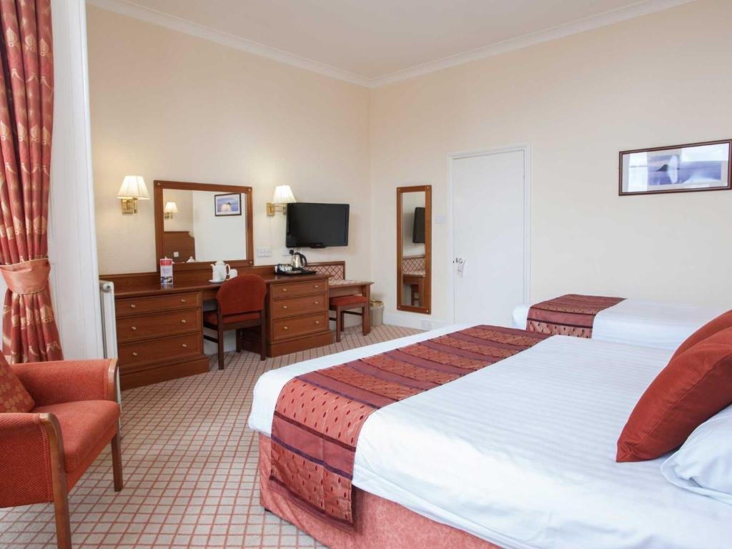 Standard Family room TLH Toorak Hotel - TLH Leisure, Entertainment and Spa Resort
