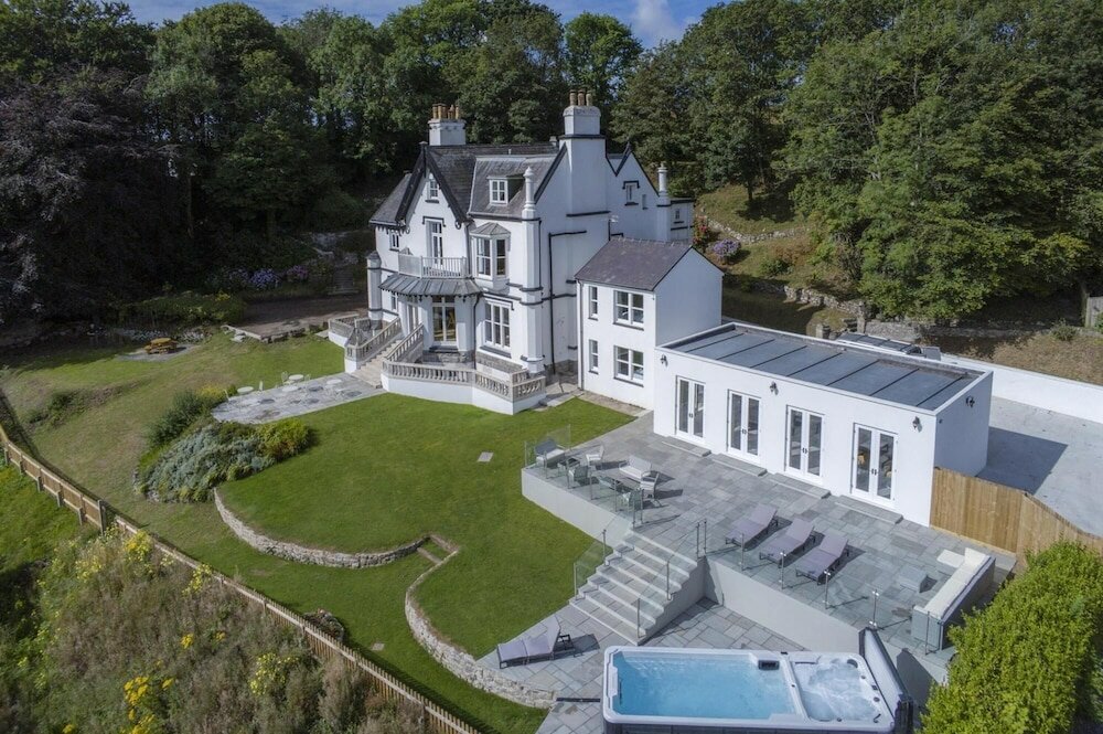 Villa Penally Manor - Luxurious Manor House - Tenby