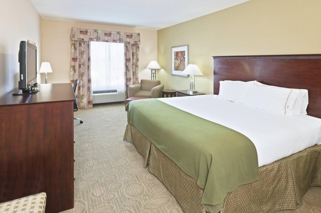 Standard Zimmer Holiday Inn Express & Suites Brownfield