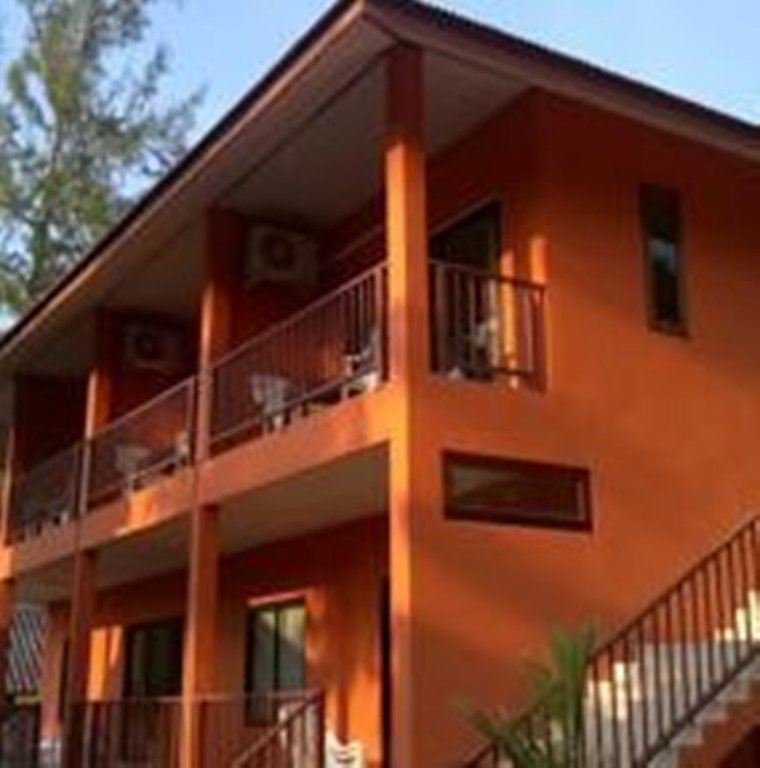 Habitación familiar Estándar con balcón Lanta Cottage