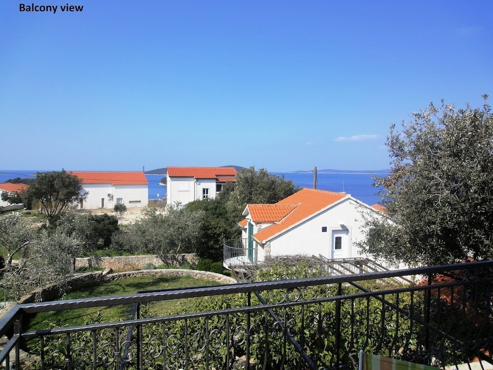 Apartment Elizabet - Great Location & Close to the Beach - A1
