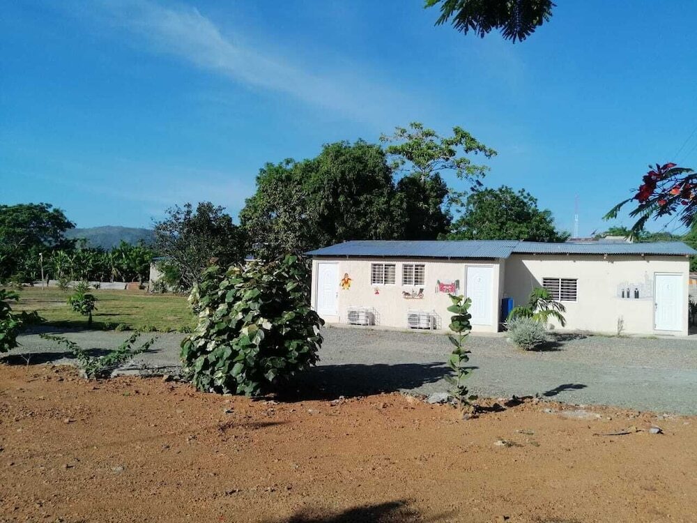 Anedi Guesthouse La Vega