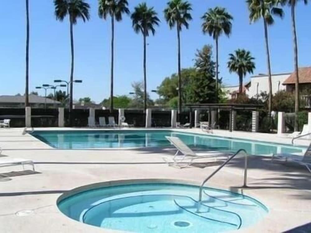 Standard chambre Mccormick Ranch Stunning Condo! Walk to Restaurants and Shopping! by Redawning