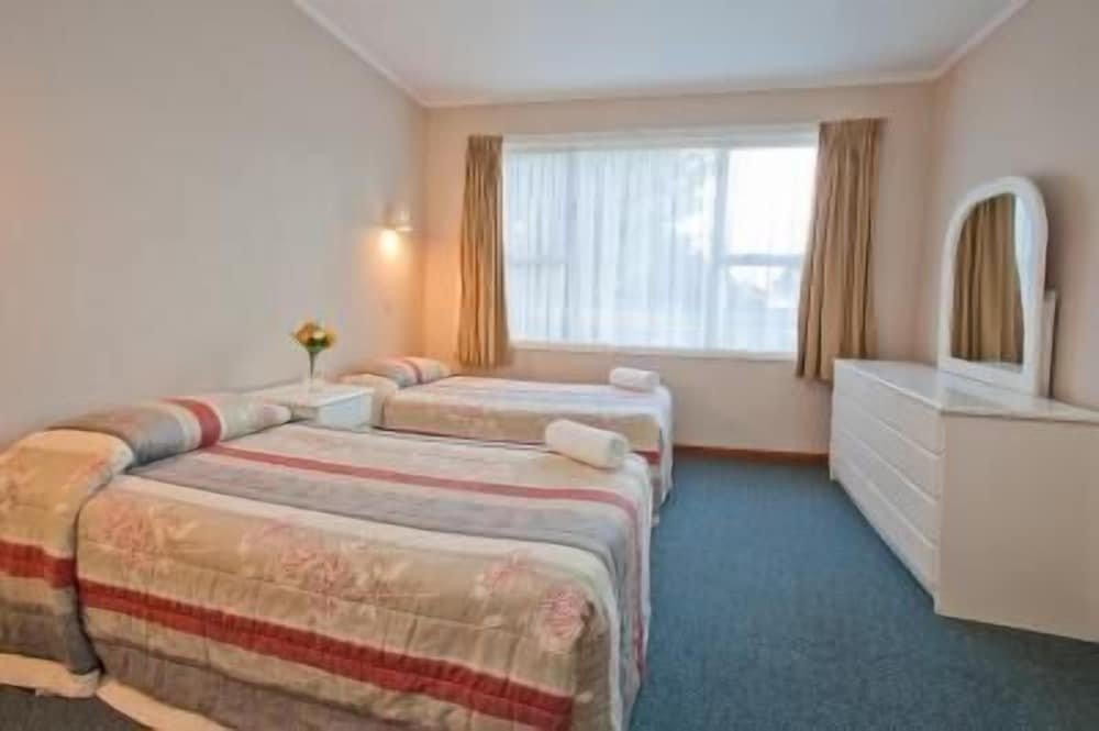 2 Bedrooms Standard Suite Takanini Park Motor Lodge