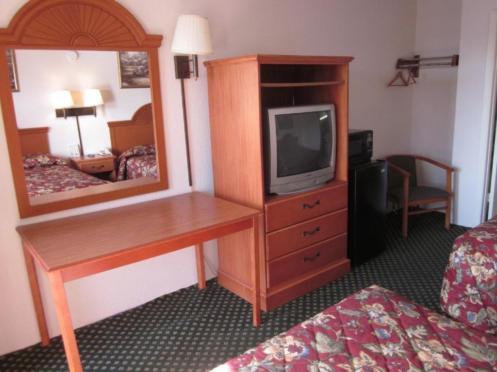 Économie double chambre Westmont Inn - Lakeland