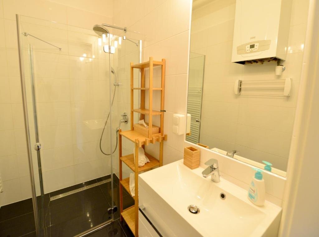 Apartment Exclusive & Top Equipped, 10 Min From The Centre