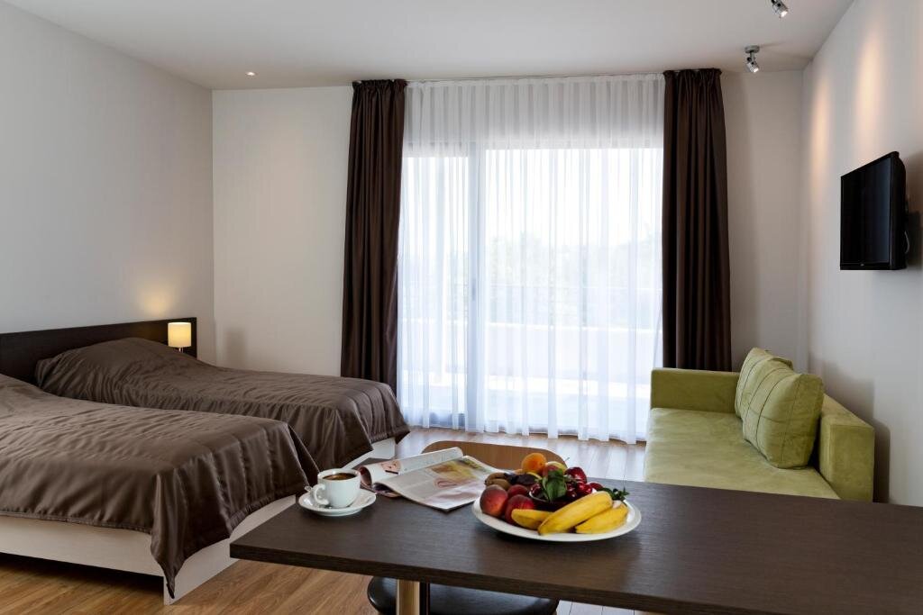 Standard triple chambre Hotel Romantique Plaza Dojran