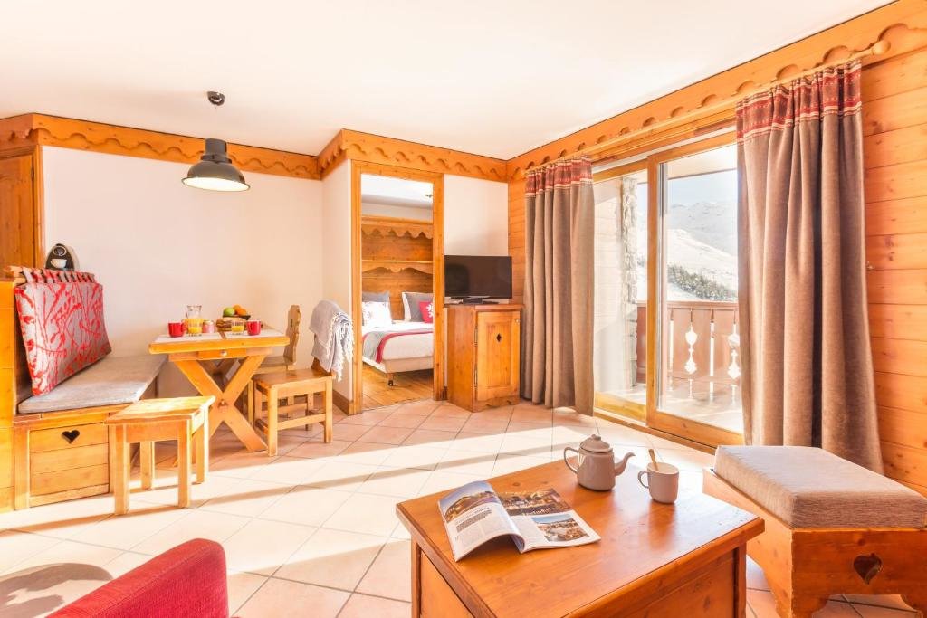 Апартаменты с 2 комнатами с видом на горы Résidence Pierre & Vacances Premium Les Alpages de Reberty