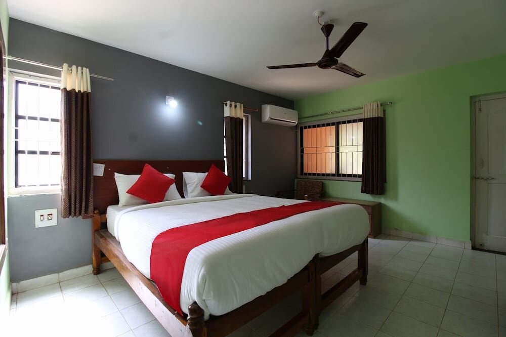 Deluxe room Kawari Resorts Gokarna