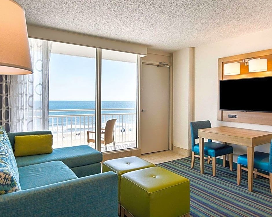 Люкс oceanfront Comfort Suites Beachfront