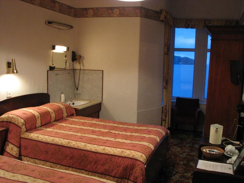 Standard triple chambre Vue mer Lancaster Hotel