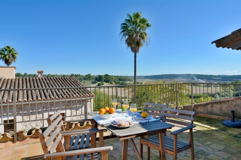 Вилла Mallorca town house with terrace 6pax
