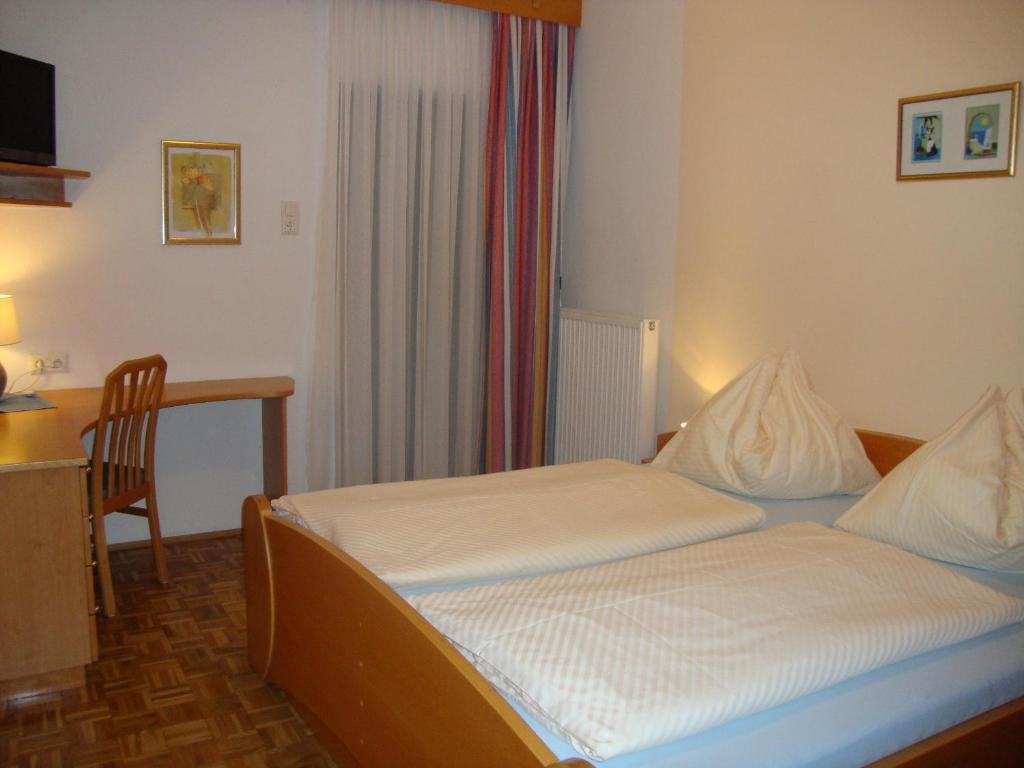 Standard Double room with balcony Pension Persch