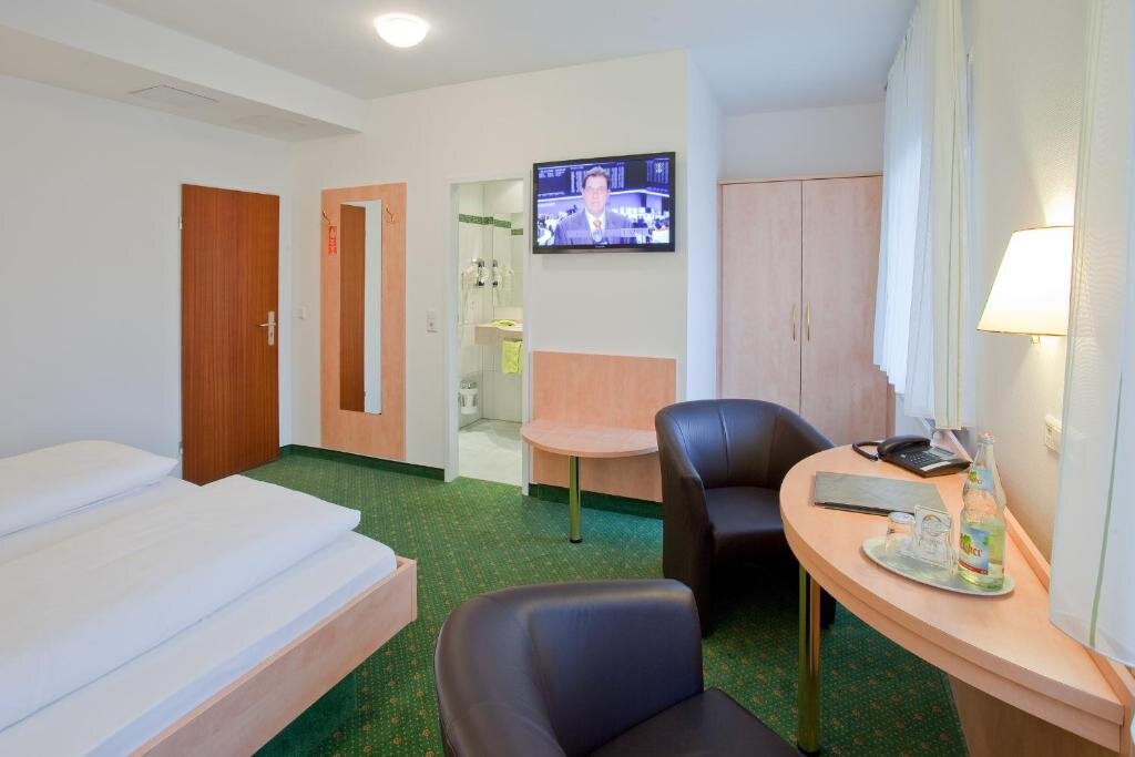 Standard triple chambre Hotel Gasthof Zum Rössle